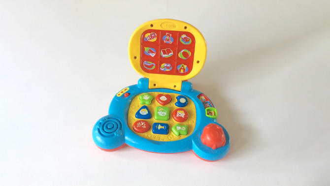 8 Perfect Toys for Development in 18-Month-Olds - New Kids ...
